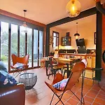Maison Yalis