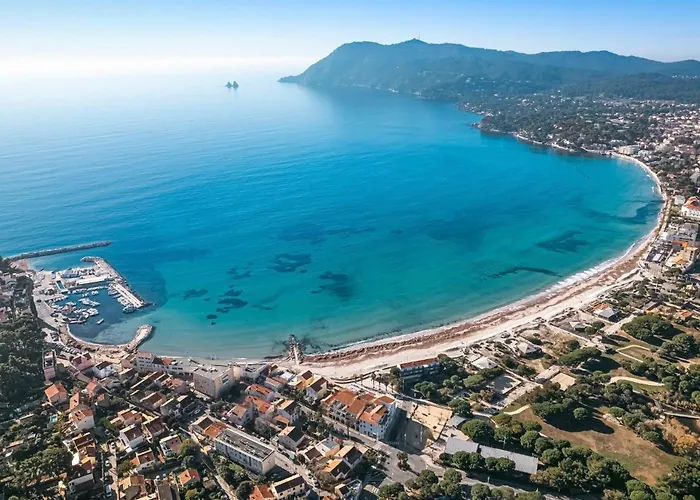 Maison Yalis Hébergement de vacances *